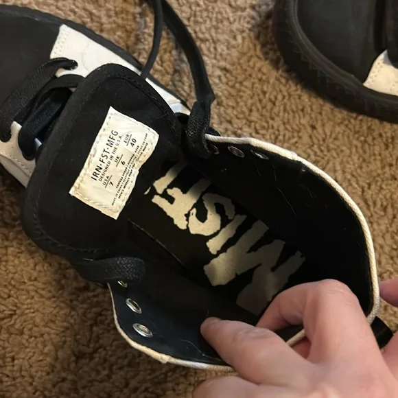 Misfits iron fist hi-top sneakers - Picture 5 of 5